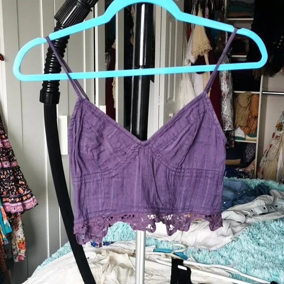 Crop Top - Picture 4 of 5